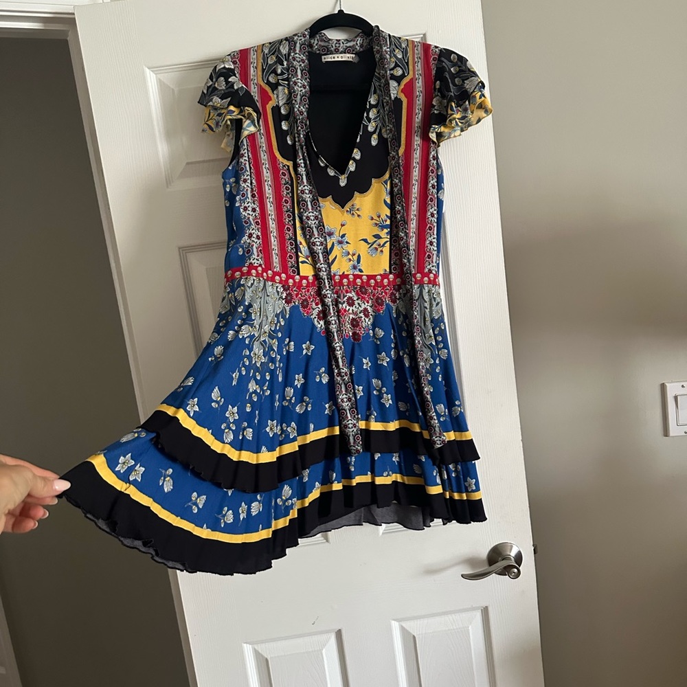 Alice+Olivia dress size xs/tp fit size S,M